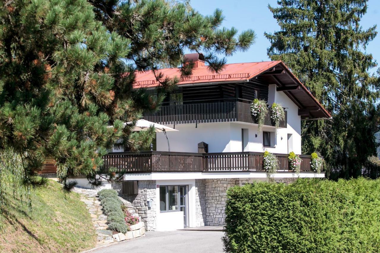 Hisa Poljana Rooms Prevalje Exterior foto